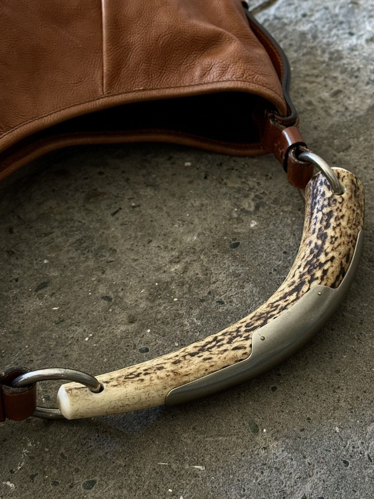 Yves Saint Laurent Yves Saint Laurent - Tom Ford - AW2002 - Mombasa Hobo Bag Size ONE SIZE - 18 Thumbnail