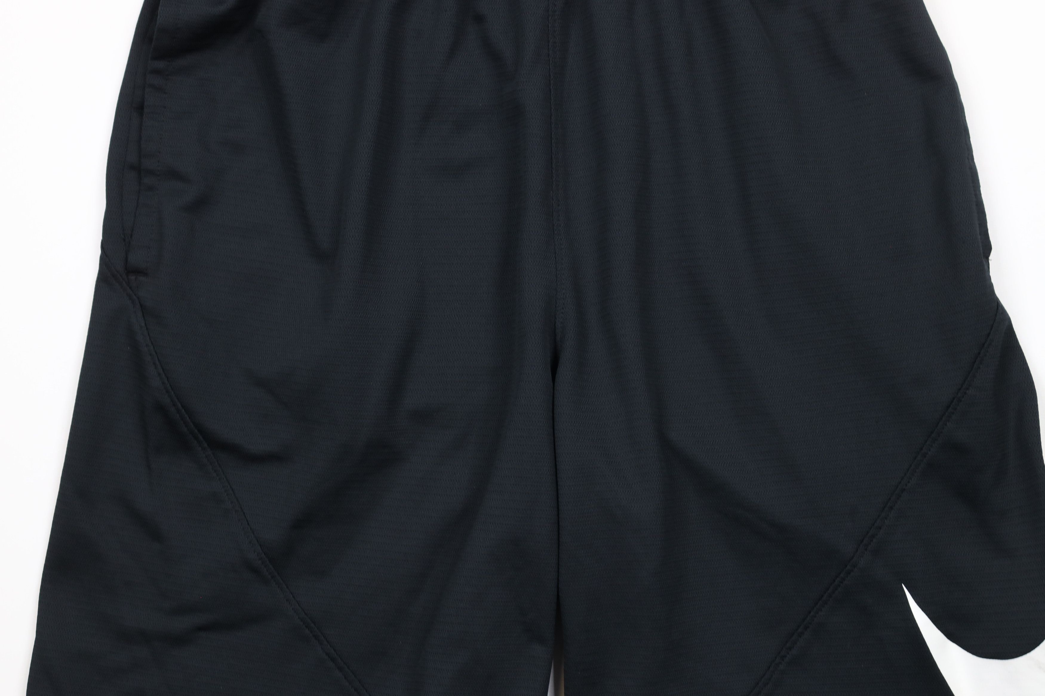 Nike × Vintage Vintage Nike Logo Above Knee Gym Basketball Shorts Black Size US 32 / EU 48 - 3 Thumbnail