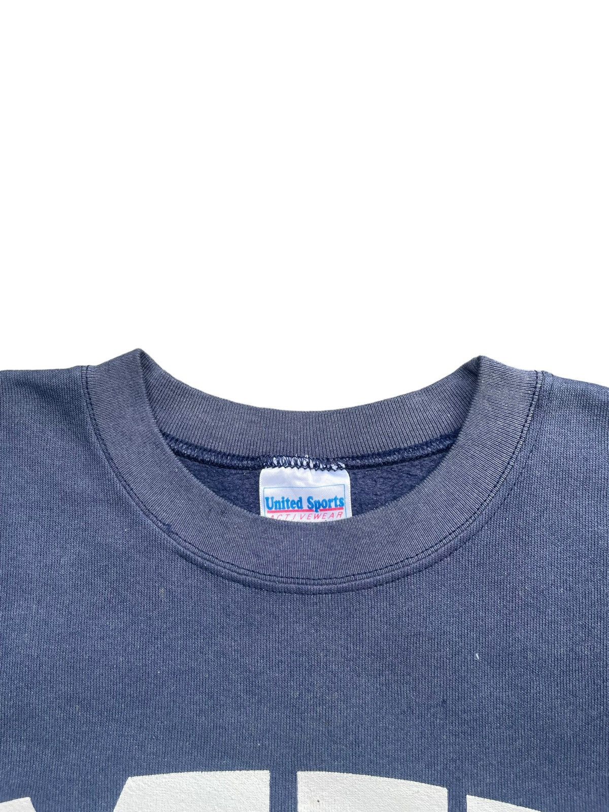 Vintage Vintage 90’s MIT Crewneck Size US M / EU 48-50 / 2 - 4 Thumbnail