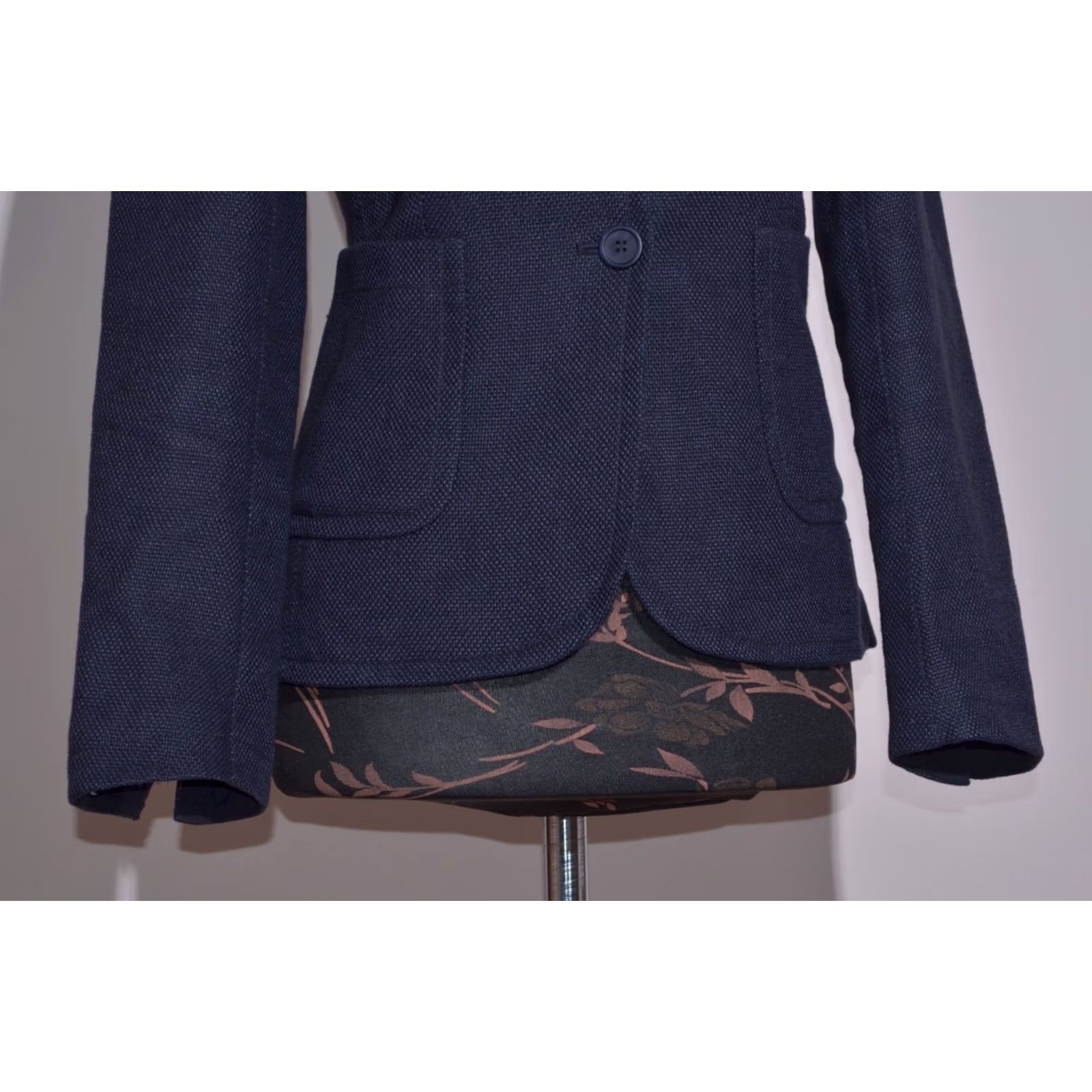 Max Mara MaxMara Navy Blue Blazer Jacket Linen Textured Single Breasted UK8 US6 Womens Blazer Jacket Linen Navy Blue 8 Short Size M / US 6-8 / IT 42-44 - 3 Thumbnail
