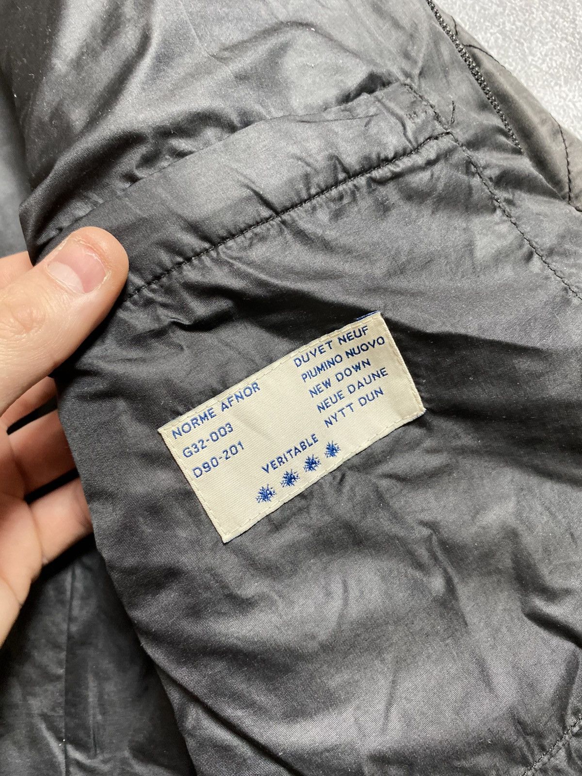 Moncler Moncler quilted jacket vintage 2000x size M Size M / US 6-8 / IT 42-44 - 9 Thumbnail