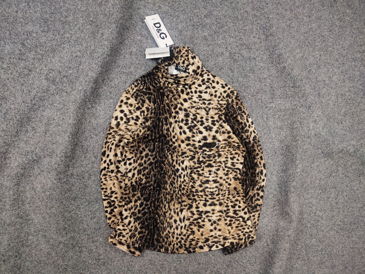 Dolce & Gabbana Rare Dolce & Gabbana Vintage 90s Leopard Pattern Long sleeve Size M / US 6-8 / IT 42-44 - 1 Thumbnail