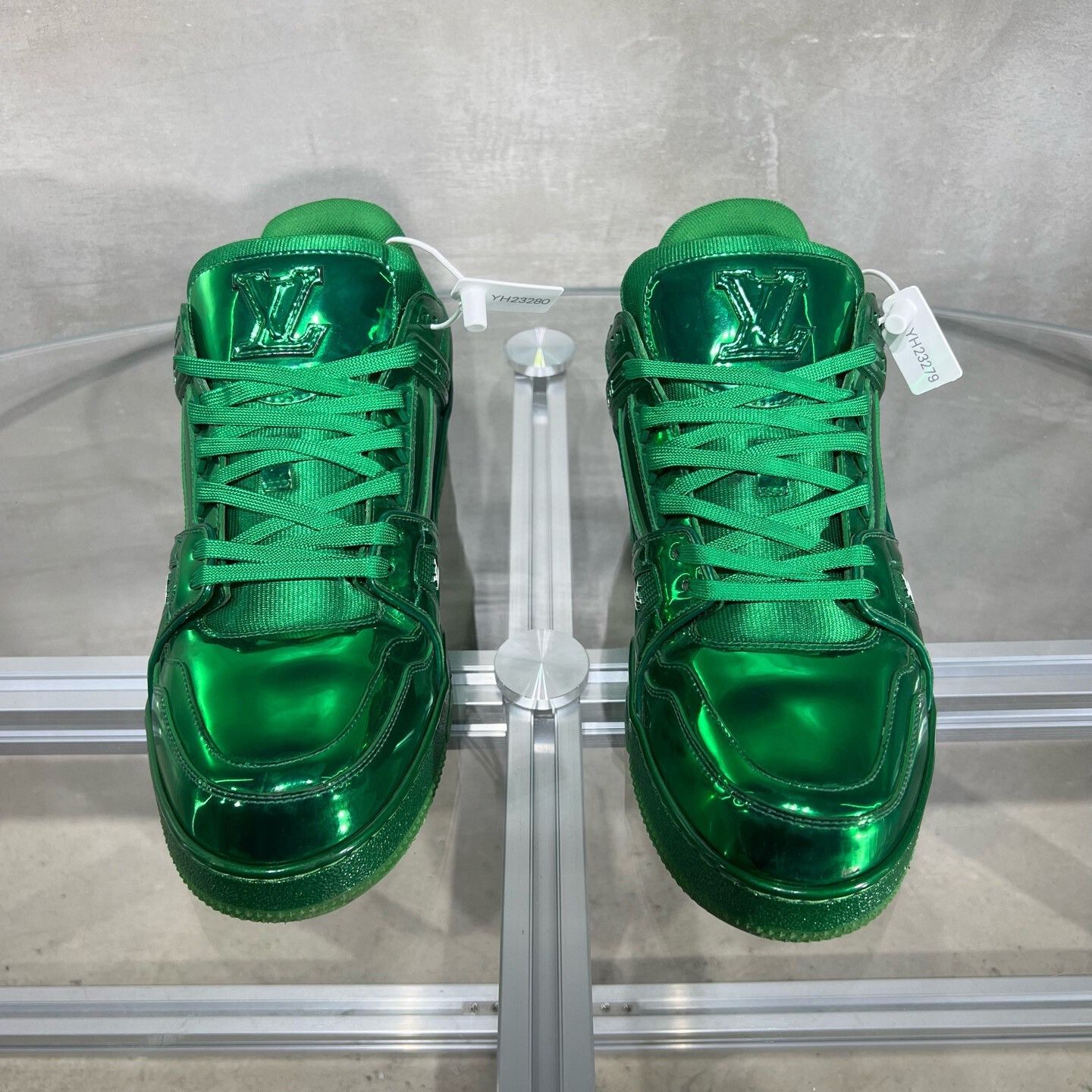 Louis Vuitton Louis Vuitton LV Trainer PVC Green Size US 11 / EU 44 - 1 Thumbnail