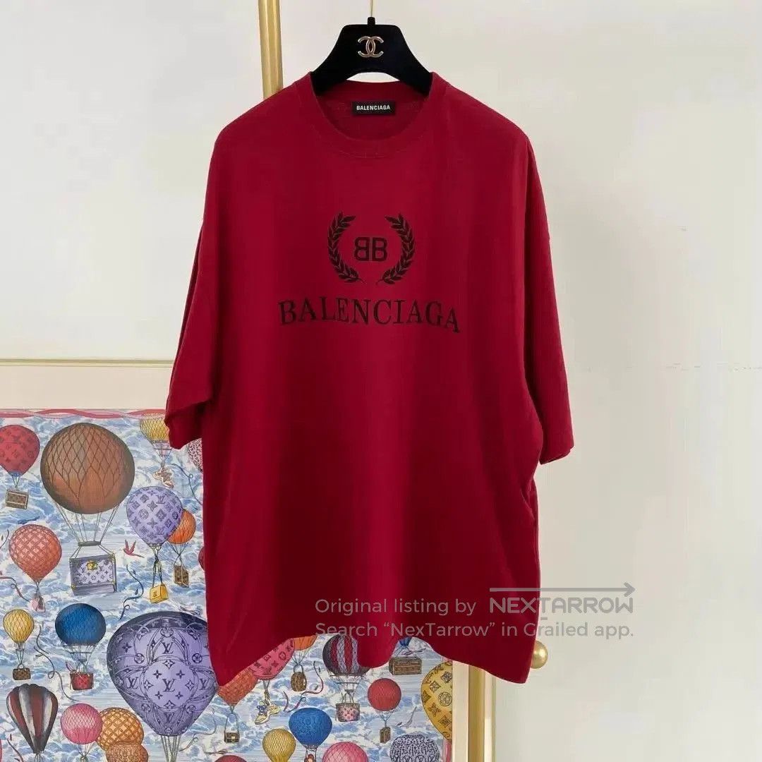 Balenciaga Red Short-Sleeve Graphic T-Shirt - Size M. Size US M / EU 48-50 / 2 - 1 Thumbnail