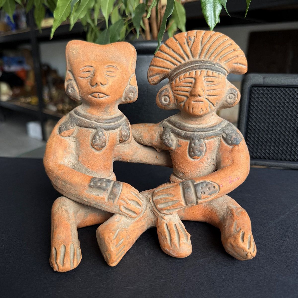 Vintage Vintage Mexican Terracotta Embracing Couple Figurine Size ONE SIZE - 4 Thumbnail