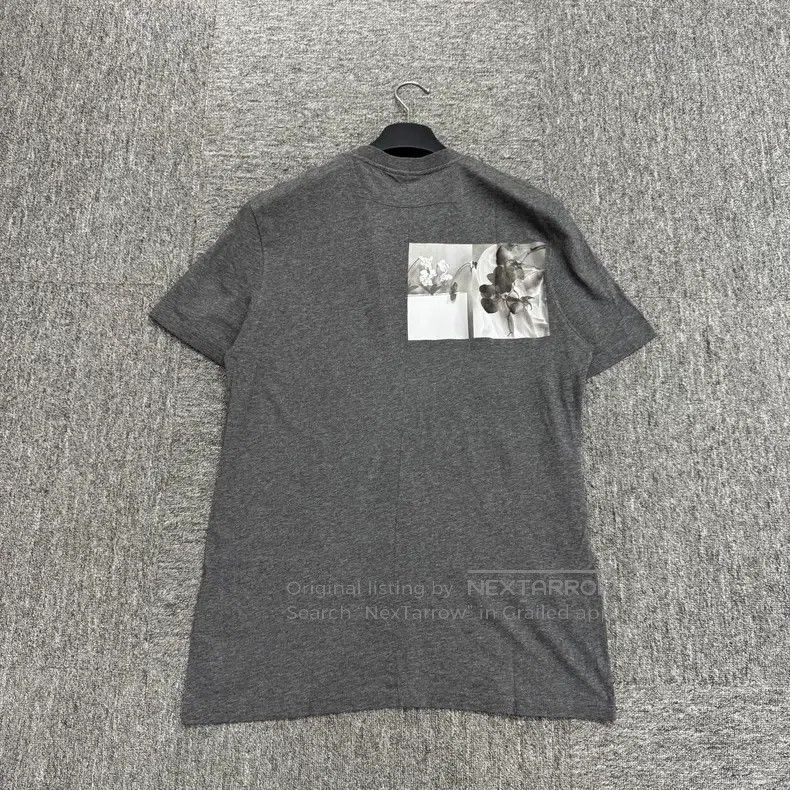 Givenchy Givenchy Graffiti Madonna Short Sleeve (Size M) Size US M / EU 48-50 / 2 - 5 Thumbnail