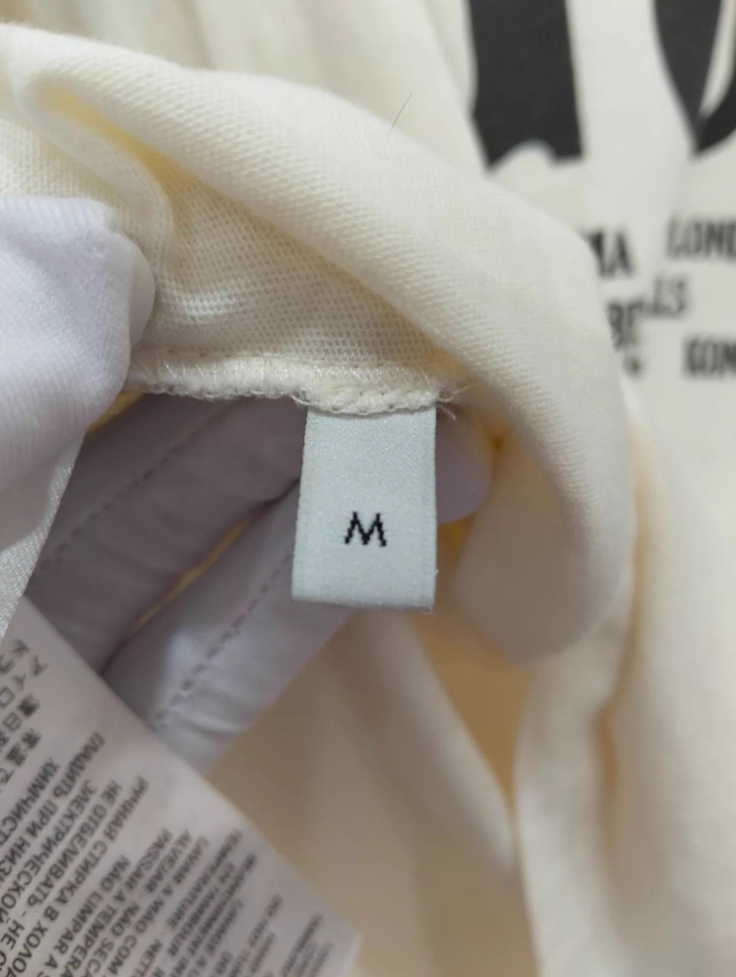 Gucci Gucci City Limited Off-White Short Sleeve T-Shirt M Size US M / EU 48-50 / 2 - 5 Thumbnail