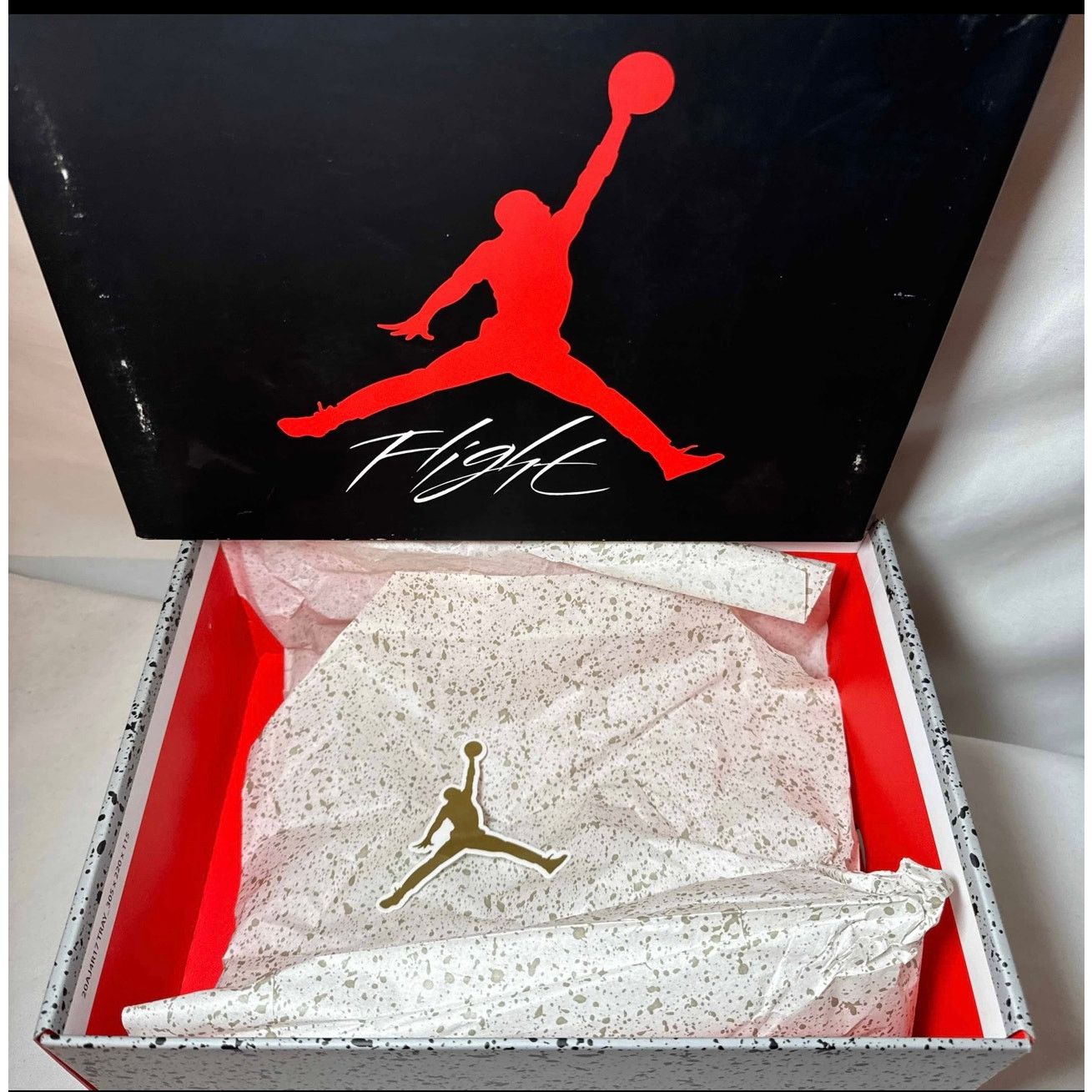 Jordan Brand × Nike Size 6.5 - Nike Air Jordan 4 Retro GS Red Thunder Size US 6.5 / EU 39-40 - 10 Thumbnail