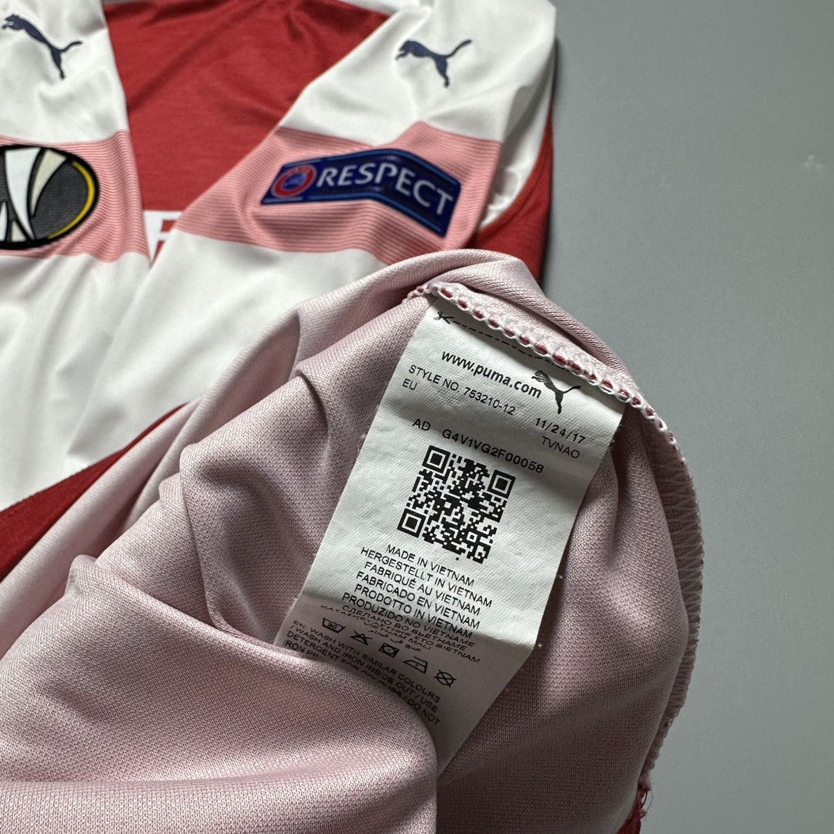 Puma ARSENAL PUMA 2018/2019 FOOTBALL SOCCER HOME JERSEY #10 OZIL Size US L / EU 52-54 / 3 - 15 Thumbnail