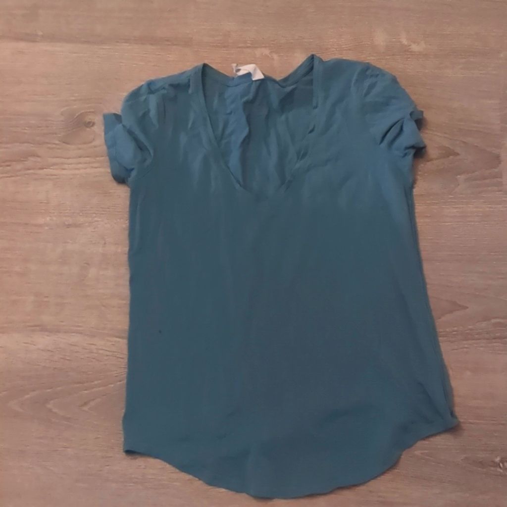 Lululemon Lululemon green tee size 2 Size XS / US 0-2 / IT 36-38 - 1 Thumbnail