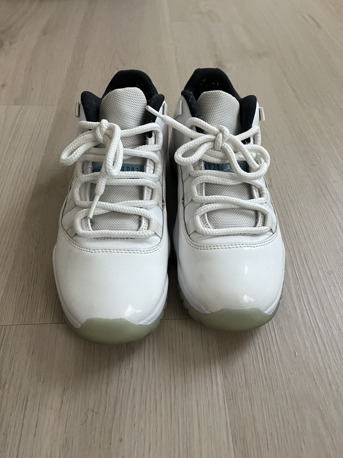 Jordan Brand Jordan 11 low Size US 8 / EU 41 - 3 Thumbnail
