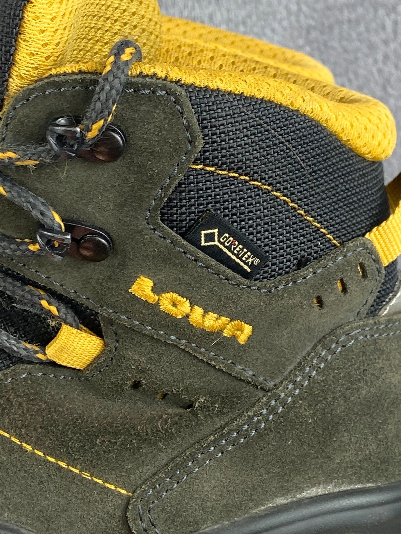 LOWA Lowa trekking boots khaki outdoor hiking goretex premium Size US 5 / EU 37 - 3 Thumbnail