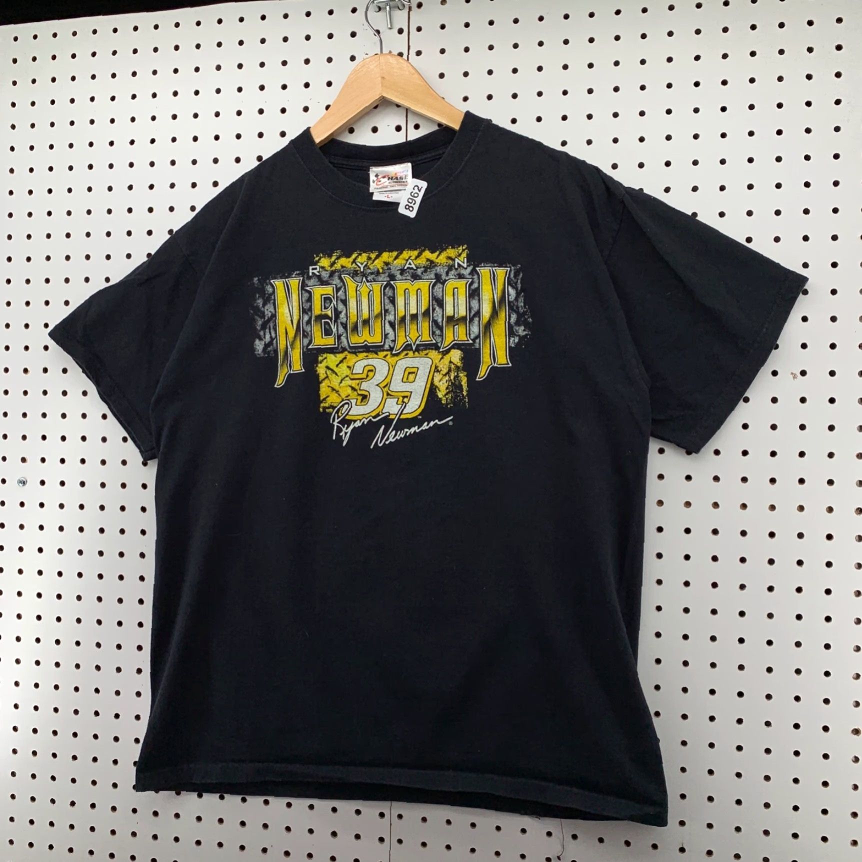 Vintage VINTAGE Chase Authentics NASCAR Ryan Newman #39 T-Shirt Mens Large Black Short Sleeve Graphic Cars Sports Size US L / EU 52-54 / 3 - 2 Thumbnail