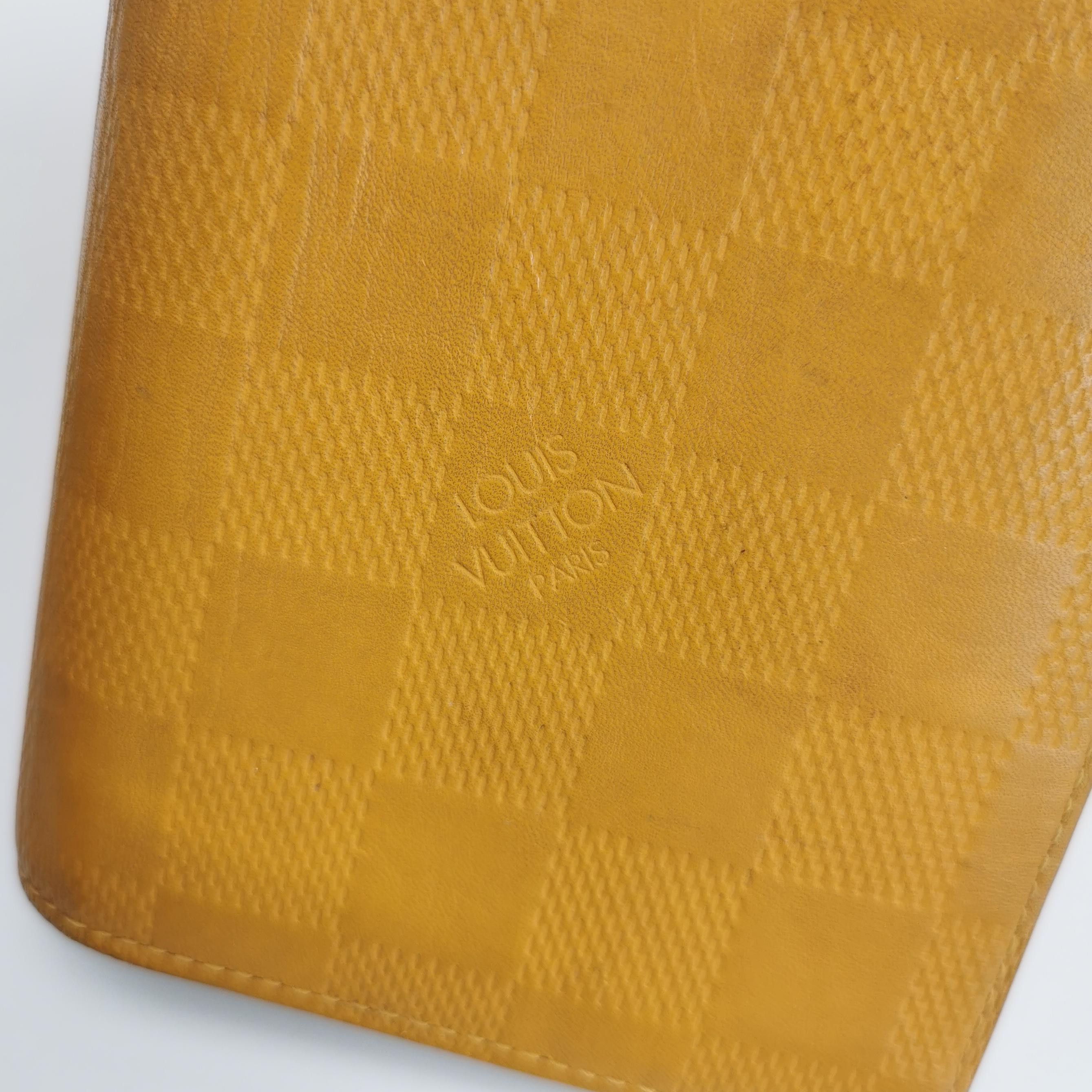Louis Vuitton Louis Vuitton (LV) Brazza leather checkerboard bi-fold wall Size ONE SIZE - 4 Thumbnail