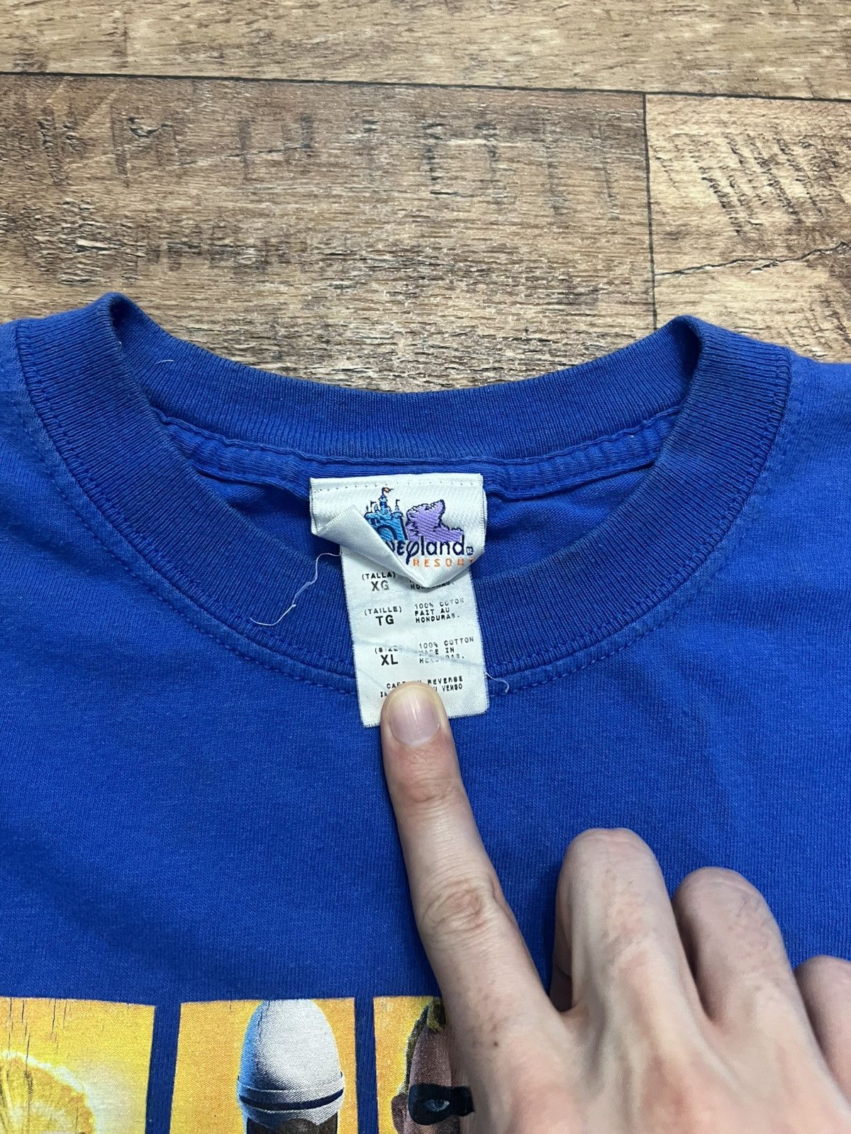 Disney The Incredibles early 2000s the boys only disneyland tee Size US M / EU 48-50 / 2 - 5 Thumbnail