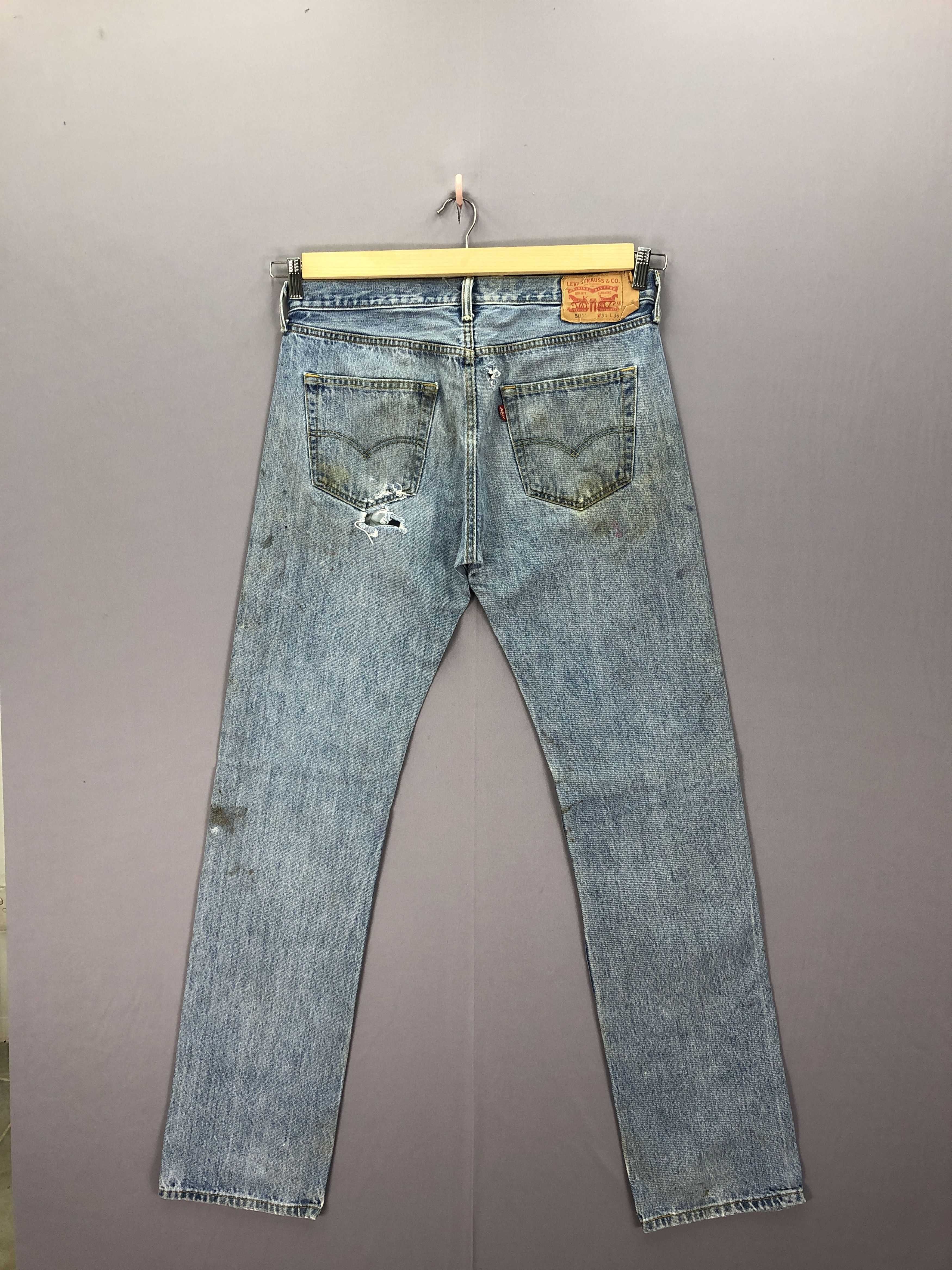 Jean Vintage Dirty Levis 501 Faded Jeans Levi's Light Wash Denim Size US 34 / EU 50 - 4 Thumbnail
