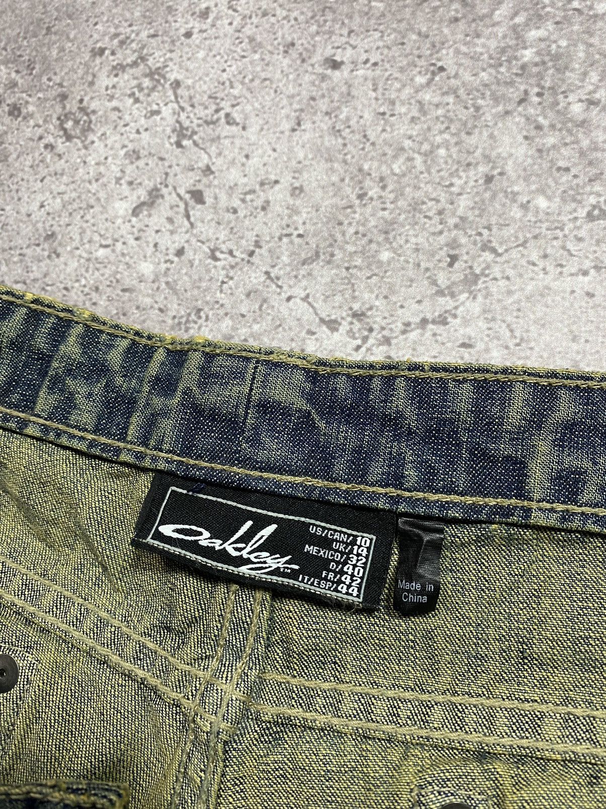 Oakley OAKLEY Y2K Industrial Denim shorts Size 32" / US 10 / IT 46 - 9 Thumbnail