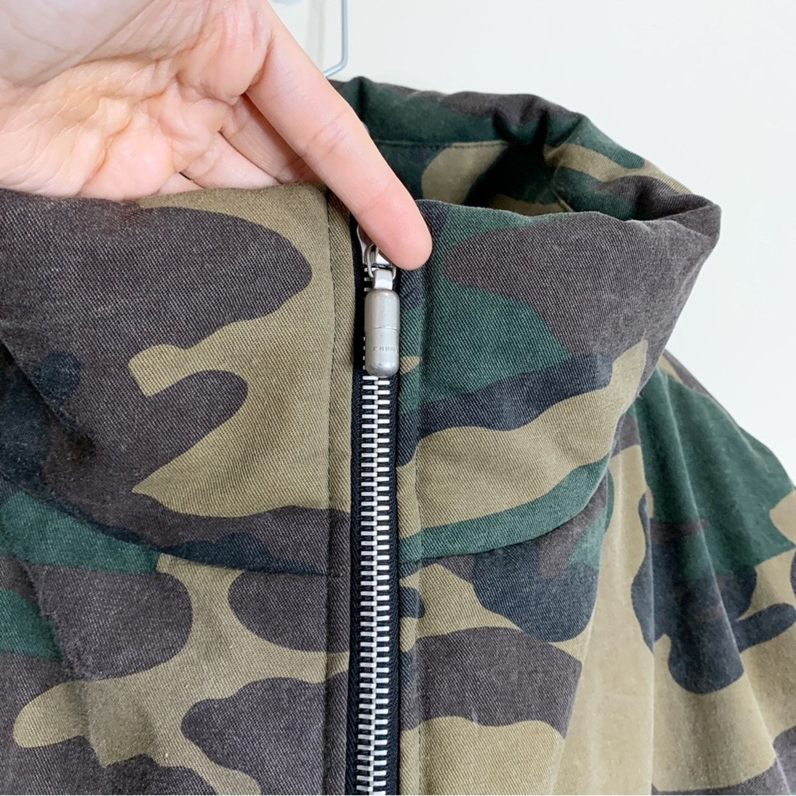 Rhude Rhude Camo Puffer Jacket (Sz L) Triangle Star Logo Graphic Size US L / EU 52-54 / 3 - 6 Thumbnail