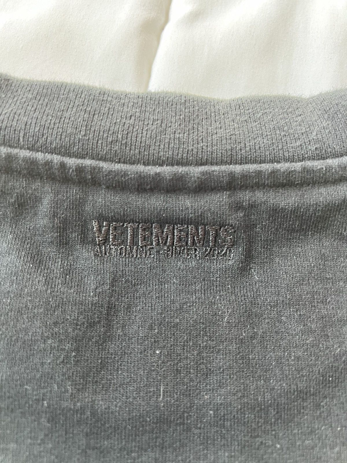 Vetements VETEMENTS Shirt Size US S / EU 44-46 / 1 - 7 Thumbnail