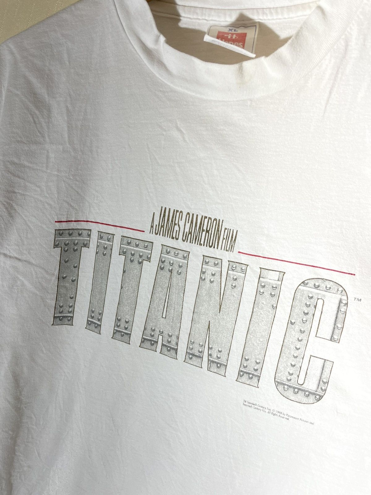 Vintage Titanic 1998 vintage movie streetwear T shirt Size US XL / EU 56 / 4 - 4 Thumbnail
