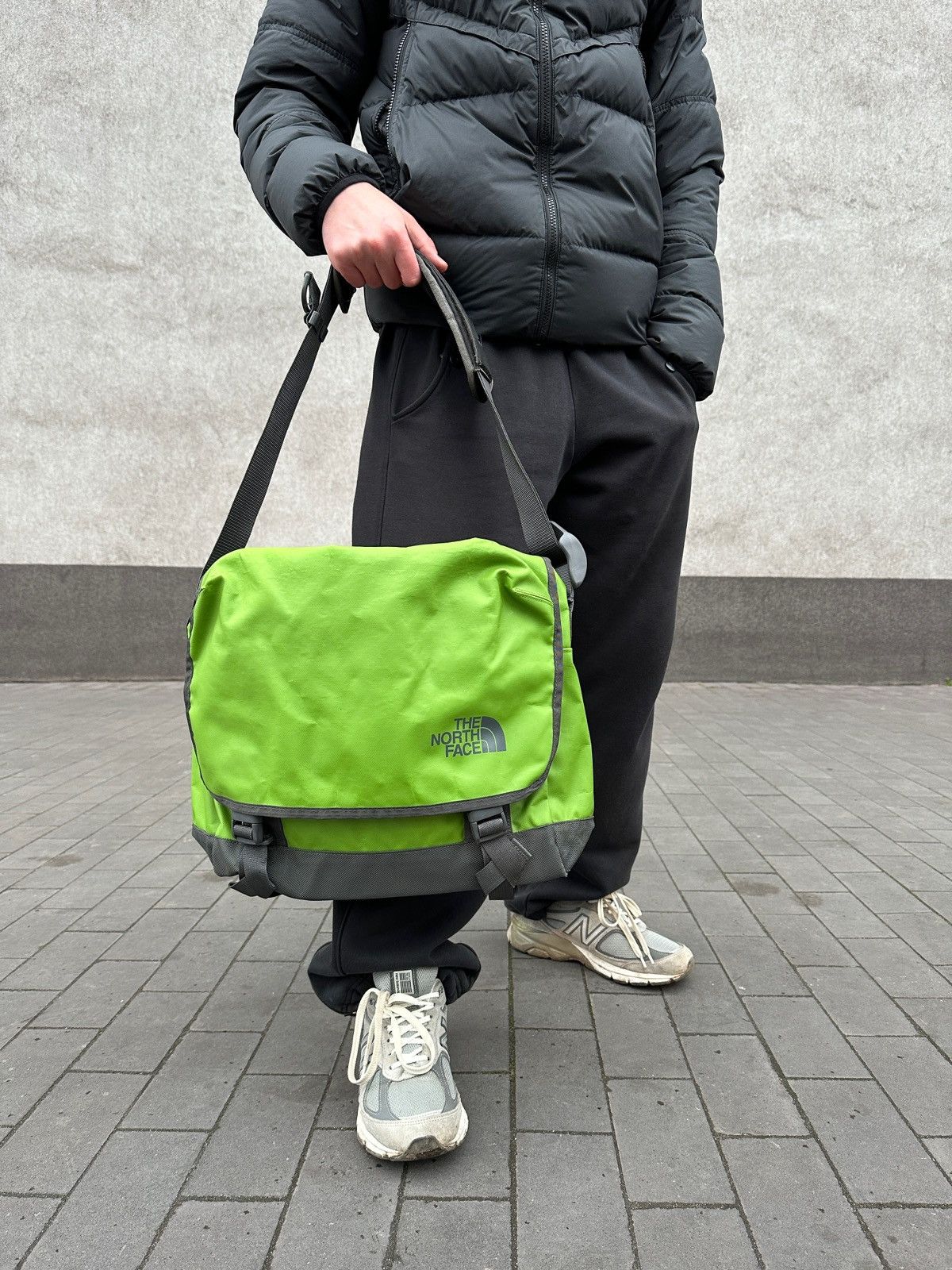 The North Face Vintage The North Face Green Crossbody Messenger Bag Size ONE SIZE - 3 Thumbnail