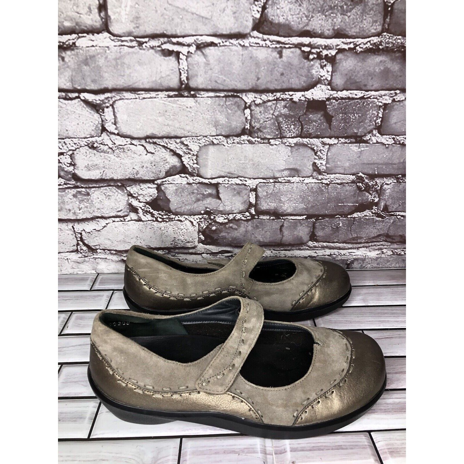 Other Ziera Bronze Leather Taupe Suede Mary Jane Comfort Shoes Wom Size US 10 / IT 40 - 19 Thumbnail