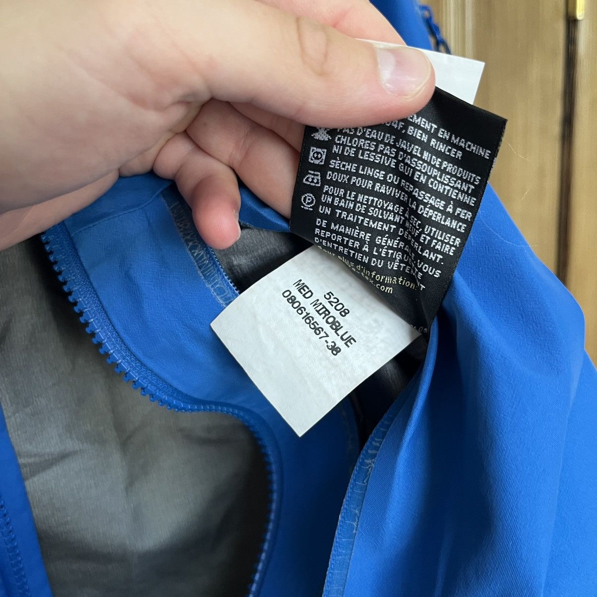 Arc'teryx Men's Arcteryx Beta Gore-Tex Jacket Size US M / EU 48-50 / 2 - 22 Thumbnail