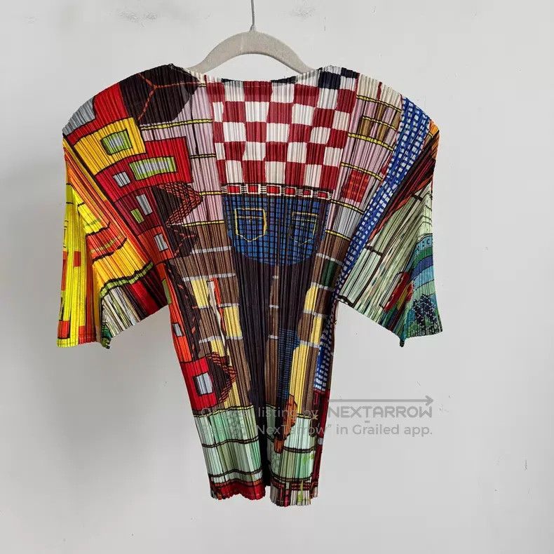Issey Miyake Issey Miyake Color-Blocked Short-Sleeve Top Size XL / US 12-14 / IT 48-50 - 2 Thumbnail