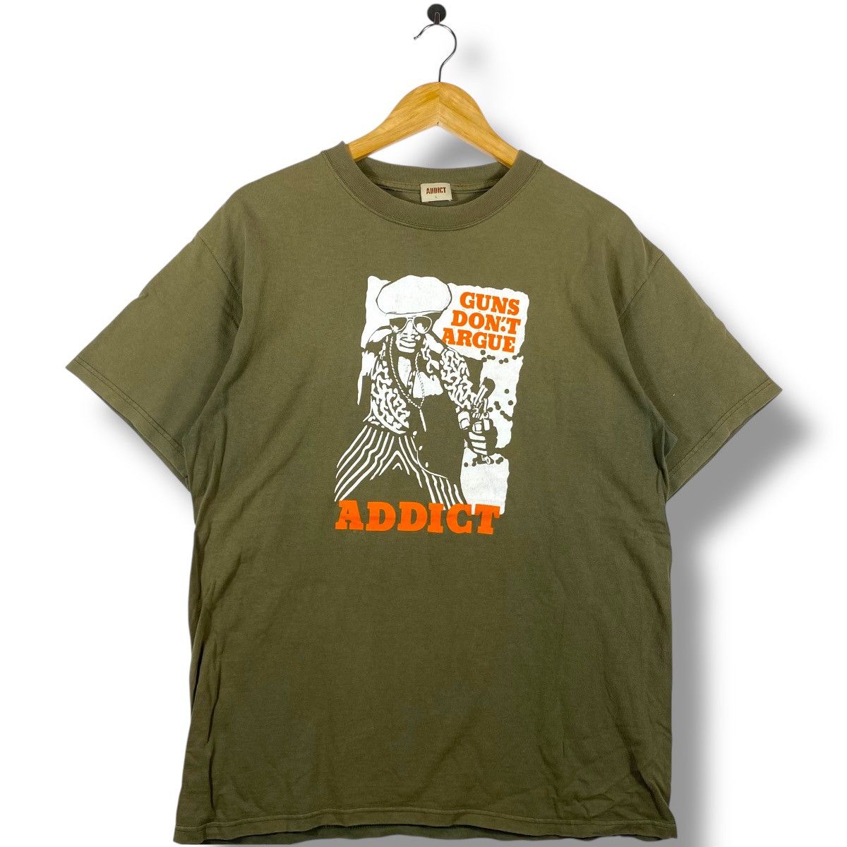 ADDICT Vintage ADDICT Guns Don't Argue Graphic Faded Tee Shirt Size US L / EU 52-54 / 3 - 1 Thumbnail