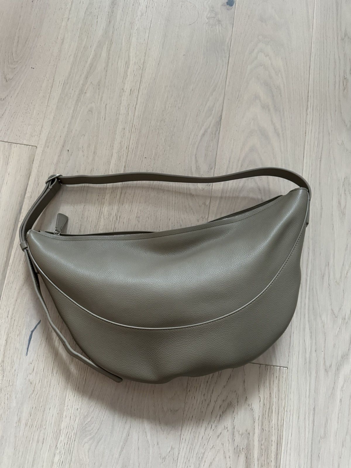 The Row The Row Jouve Small leather shoulder bag Size ONE SIZE - 3 Thumbnail