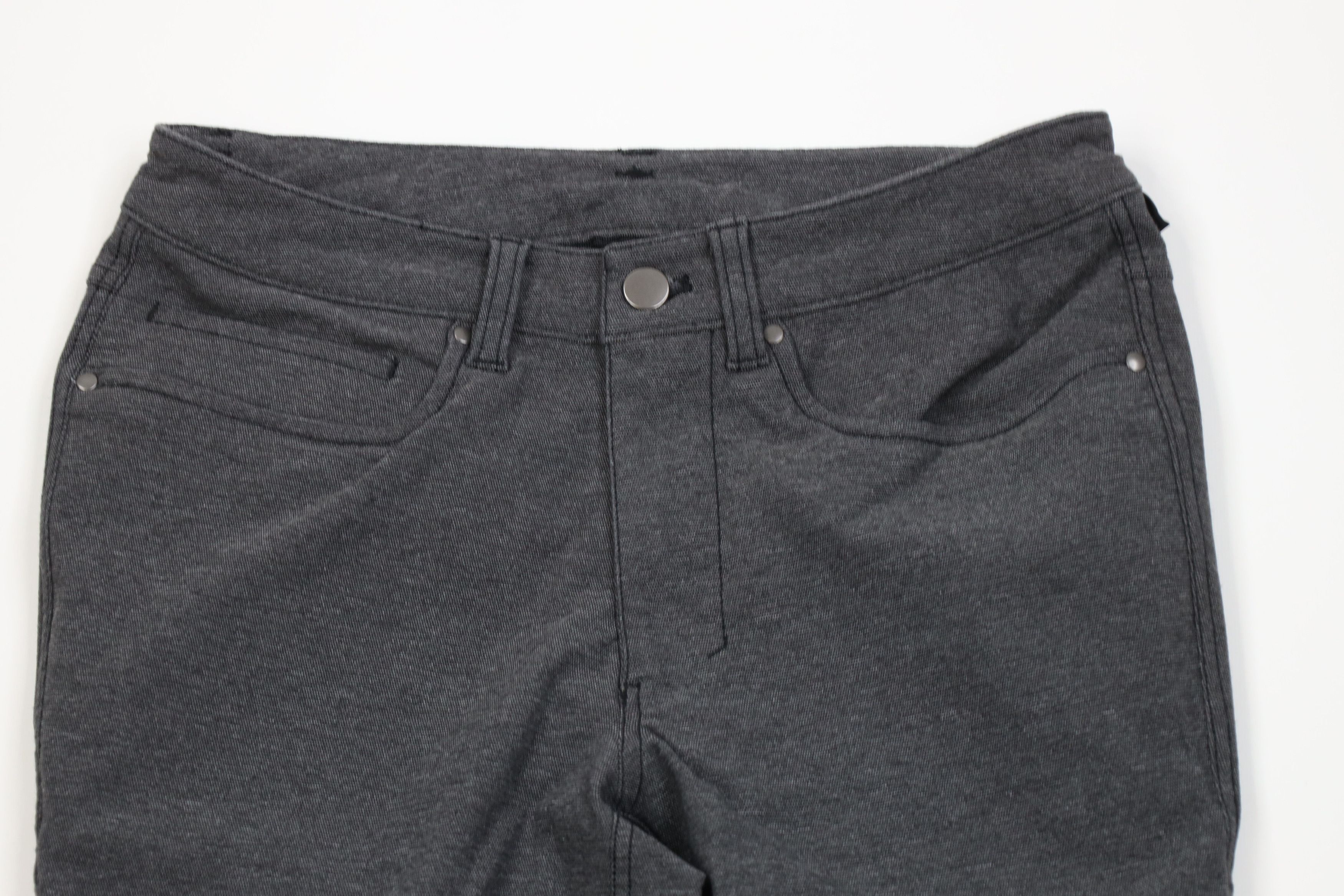 Lululemon Lululemon Skinny Leg Knit Chino Pants Trousers Gray Size 28" / US 6 / IT 42 - 2 Thumbnail