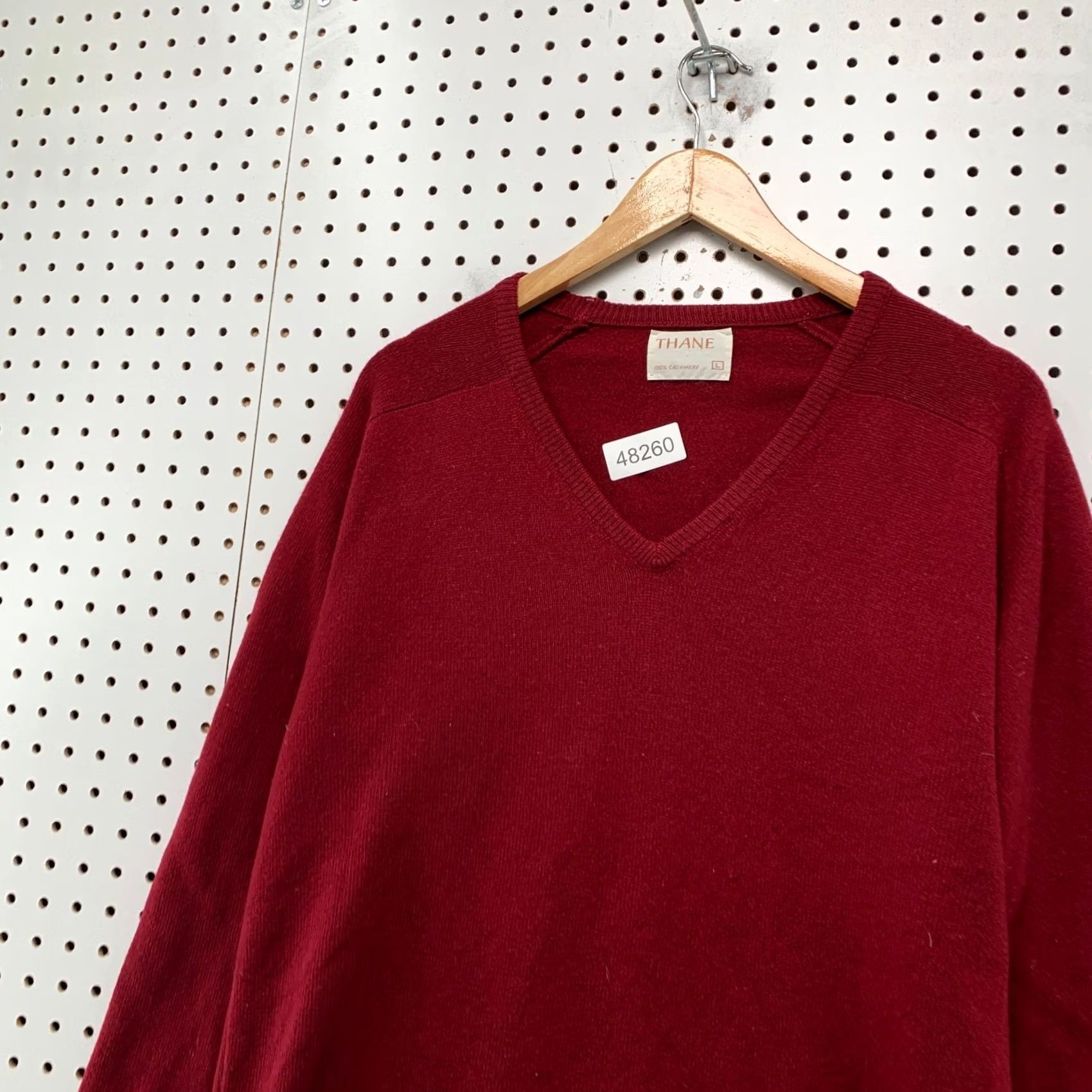 Vintage Thane Sweater Mens Large Red V-Neck 100% Cashmere Vintage Pullover Winter Long Sleeve Shirt Size US L / EU 52-54 / 3 - 4 Thumbnail
