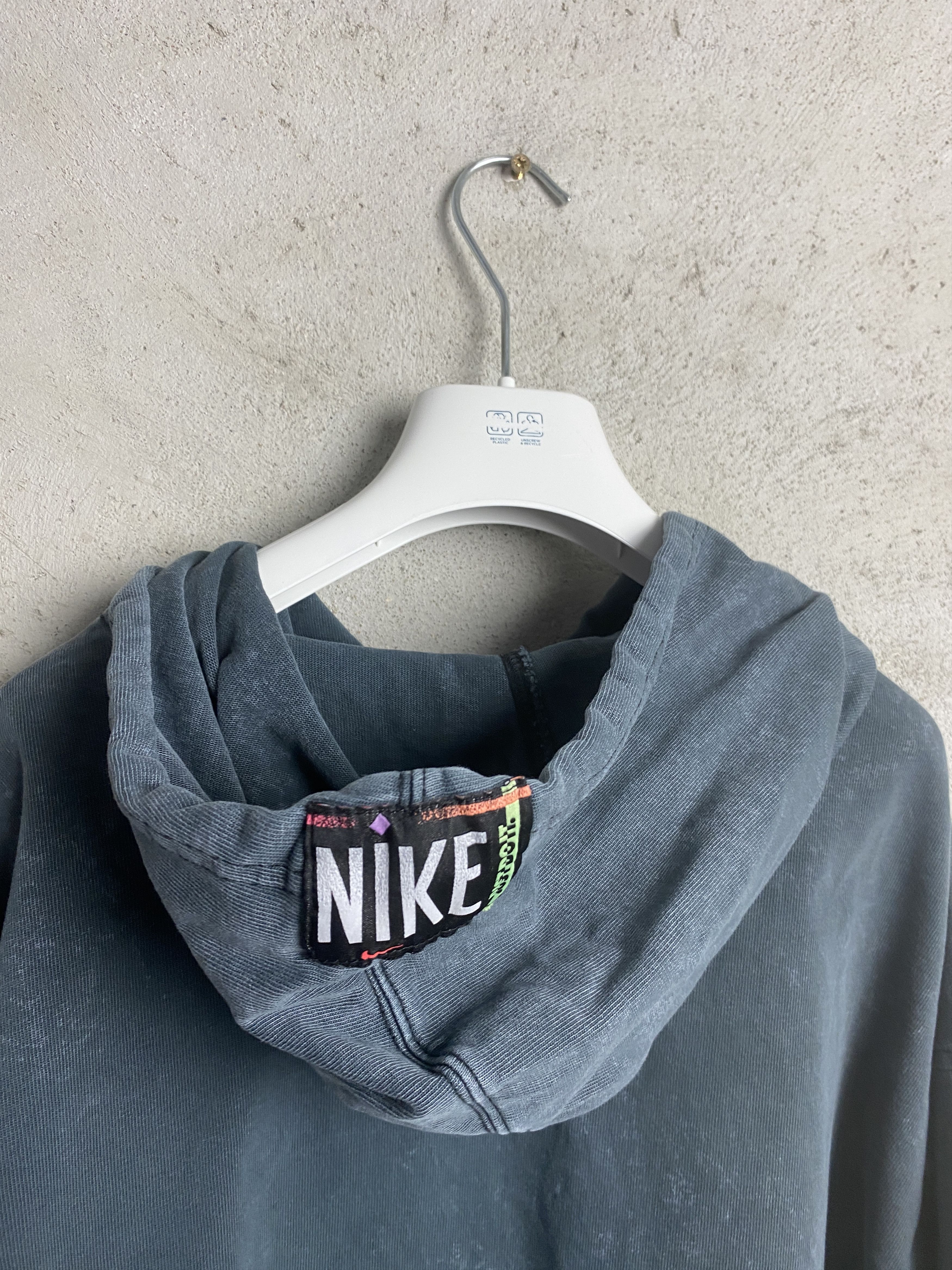 Nike nike hoodie center swoosh y2k rap skate sport opium Size US S / EU 44-46 / 1 - 6 Thumbnail
