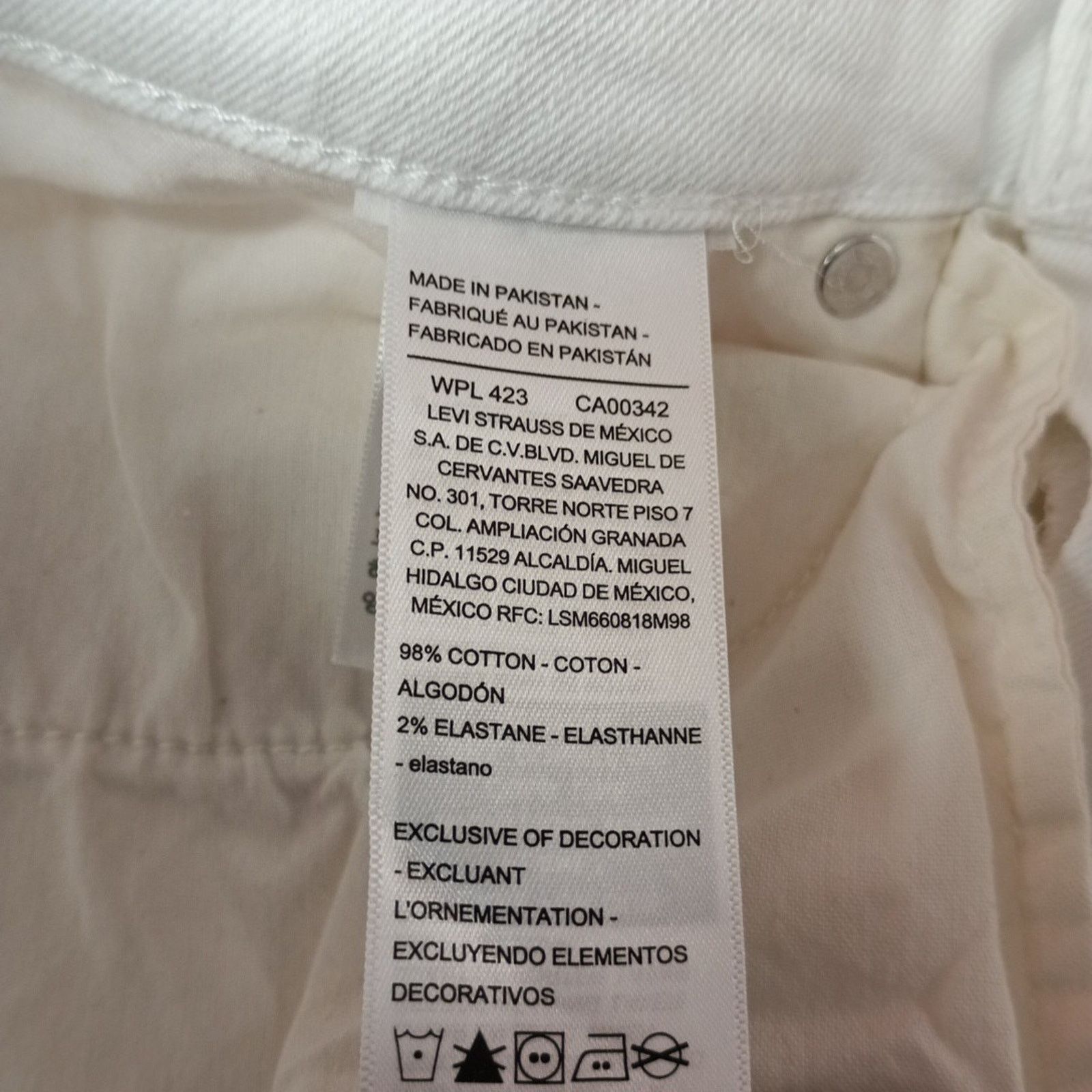 Levi's Levi's Signature Mid-Rise Capris Women's Size 4 Waist 27" Size 27" / US 4 / IT 40 - 4 Thumbnail