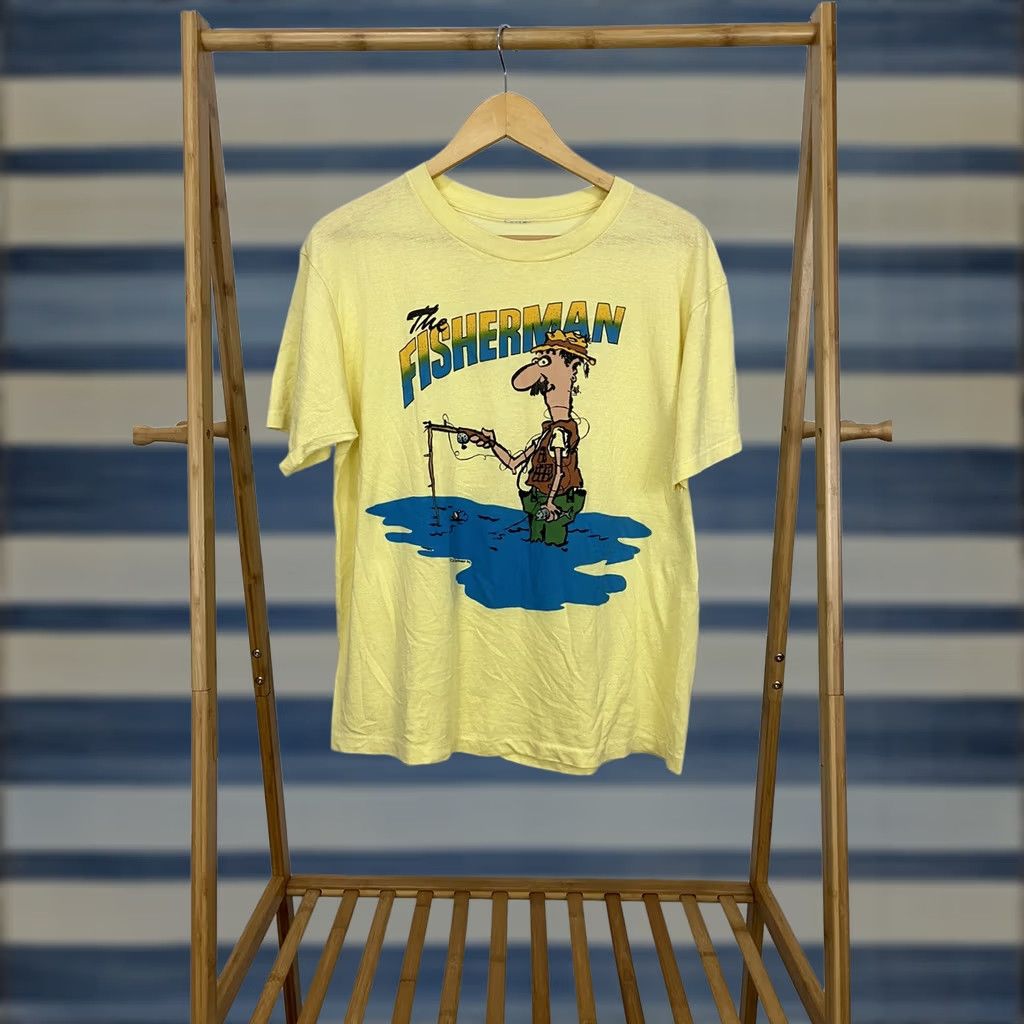 Vintage VTG 80s The Fisherman Novelty Thin Burnout Bold Graphic T-Shirt XL Men Yellow Short Sleeve Shirt Mens Booled? Size US XL / EU 56 / 4 - 1 Thumbnail
