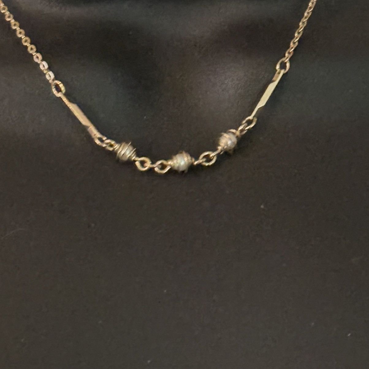 Vintage Vintage Avon Delicately Yours dainty wrapped pearl necklace Size ONE SIZE - 5 Thumbnail
