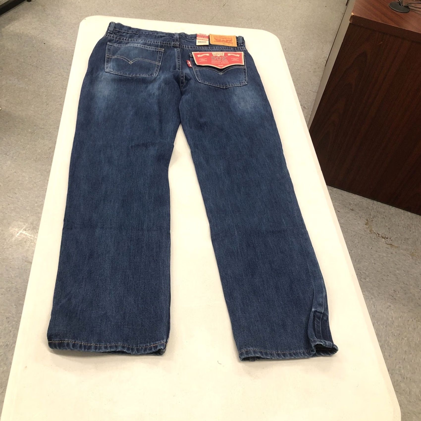 Levi's Levi's 502 Taper Stretch Jeans Men 30x30 Denim Jeans for Sneakers NWT Blue Regular Rise Mid 10" 30 Inseam 5-Pocket Logo Pantswear Casual Mens Size US 30 / EU 46 - 6 Thumbnail