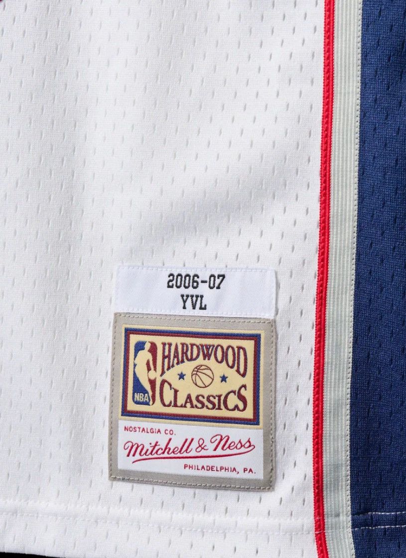 Mitchell & Ness Playboi Carti Mitchell & Ness New Jersey Nets jersey large Size US L / EU 52-54 / 3 - 3 Thumbnail