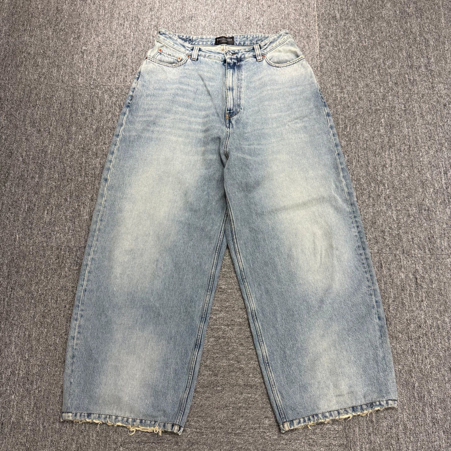 Balenciaga Balenciaga Distressed Washed Wide Leg Jeans L New Size US 36 / EU 52 - 1 Thumbnail