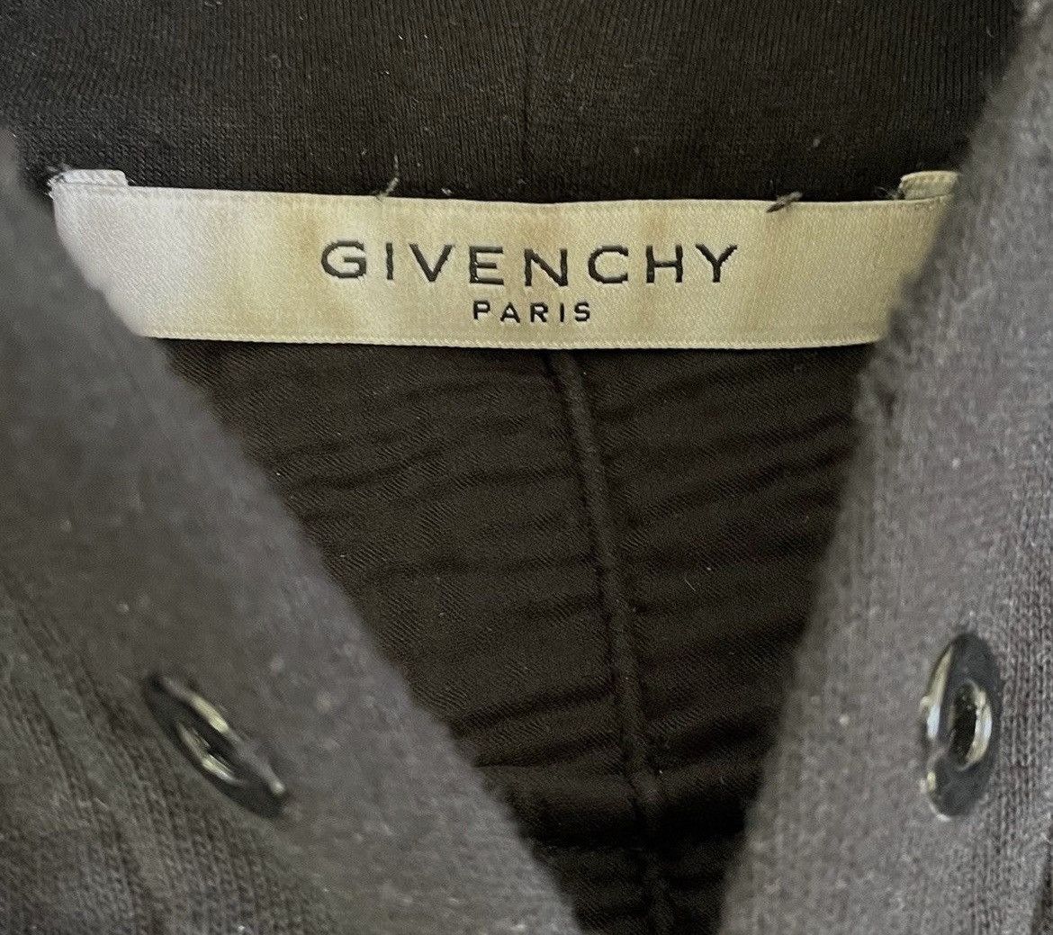Givenchy Givenchy Distressed Logo Hoodie Size US M / EU 48-50 / 2 - 4 Thumbnail