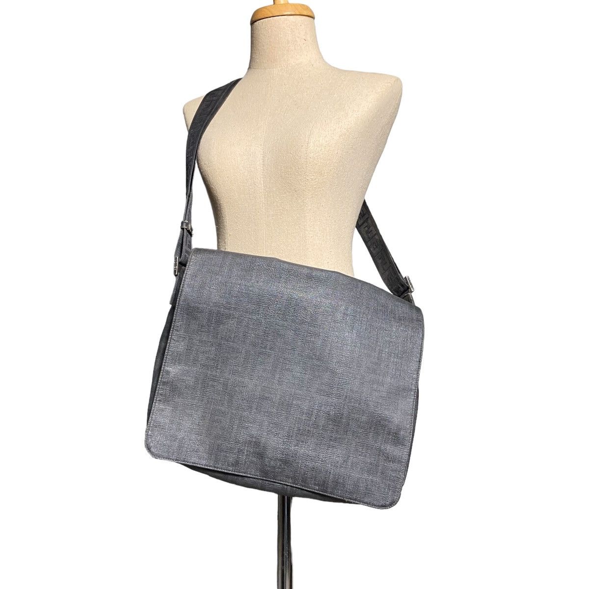Fendi Fendi Dark Monogram Leather Messenger Bag / Crossbody Size ONE SIZE - 1 Thumbnail