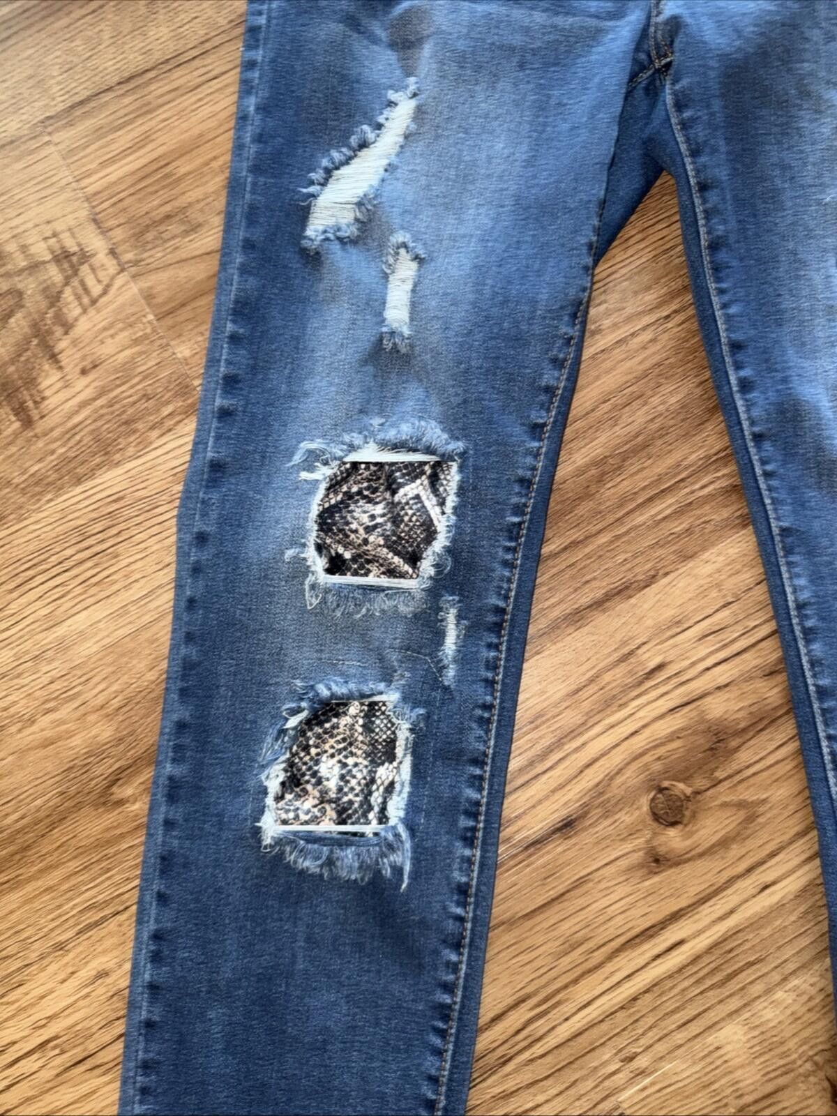 Other JUDY BLUE Mid Rise Distressed Snake Print Skinny Fit Jeans Size 31" - 3 Thumbnail