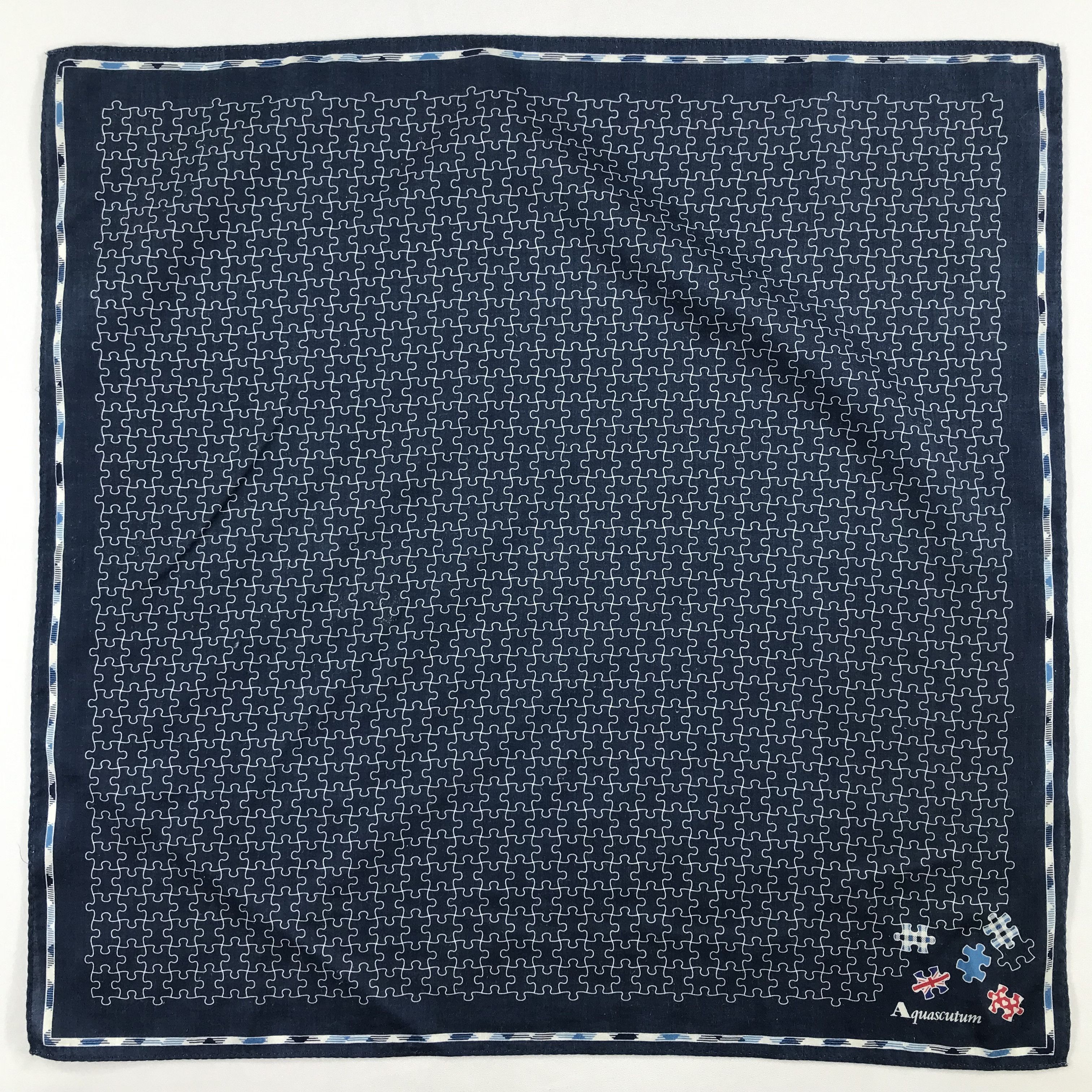 Aquascutum × Vintage Aquascutum Bandana / Handkerchief / Neckerchief - S2438 Size ONE SIZE - 1 Thumbnail