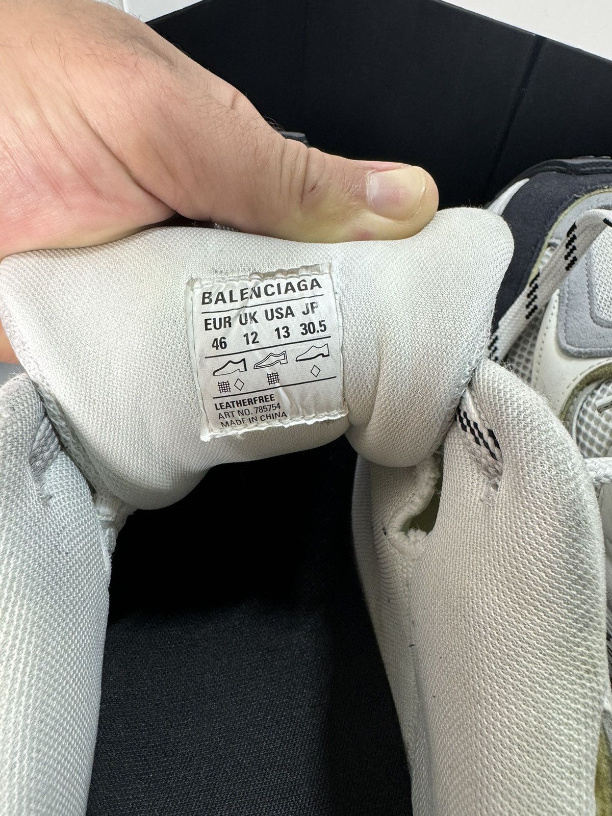 Balenciaga Balenciaga Cargo Black/White Size 46 (US13) Size US 13 / EU 46 - 5 Thumbnail