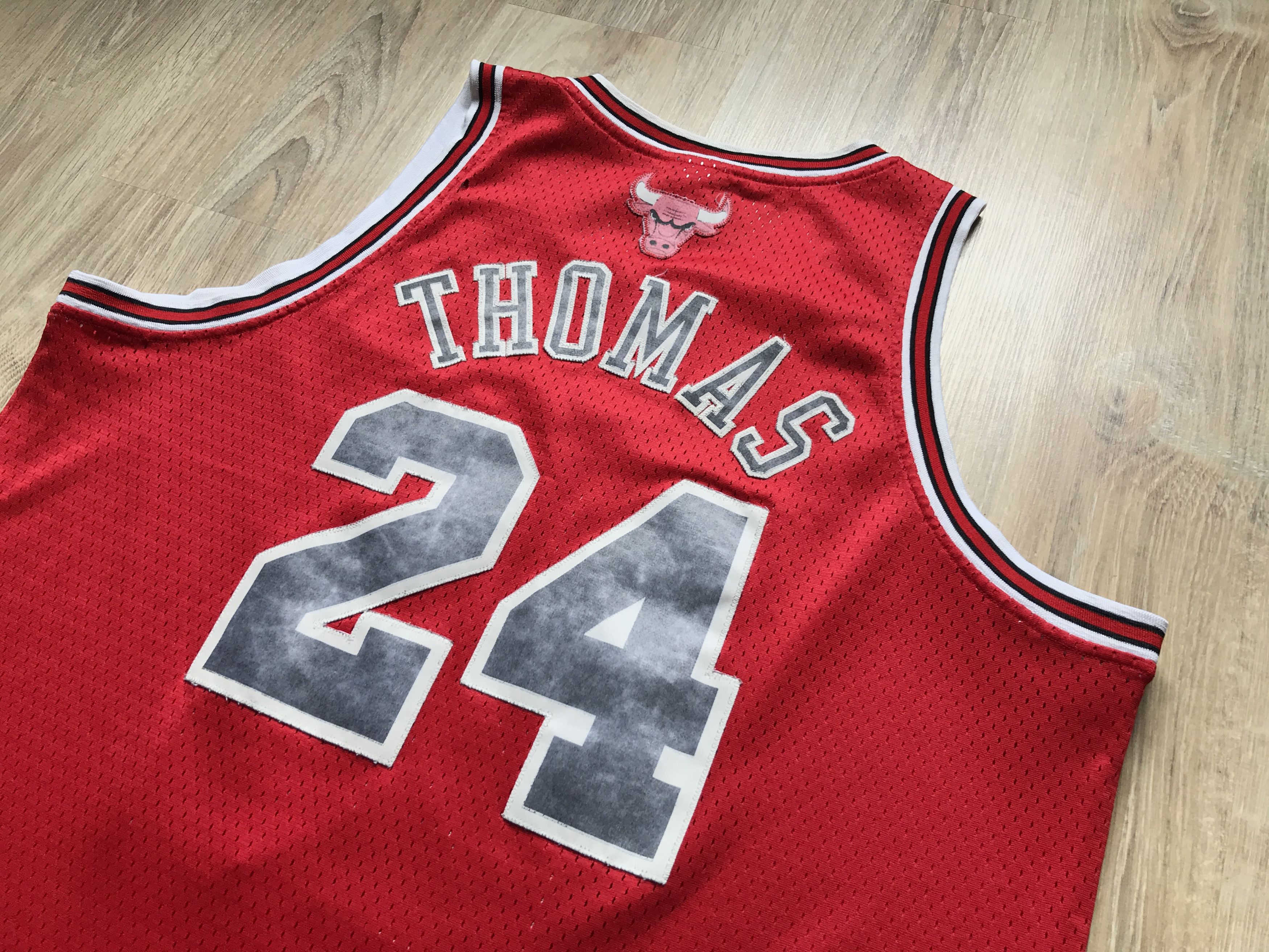 NBA × Vintage Chicago Bulls NBA Thomas #24 Adidas Jersey Size US XL / EU 56 / 4 - 5 Thumbnail