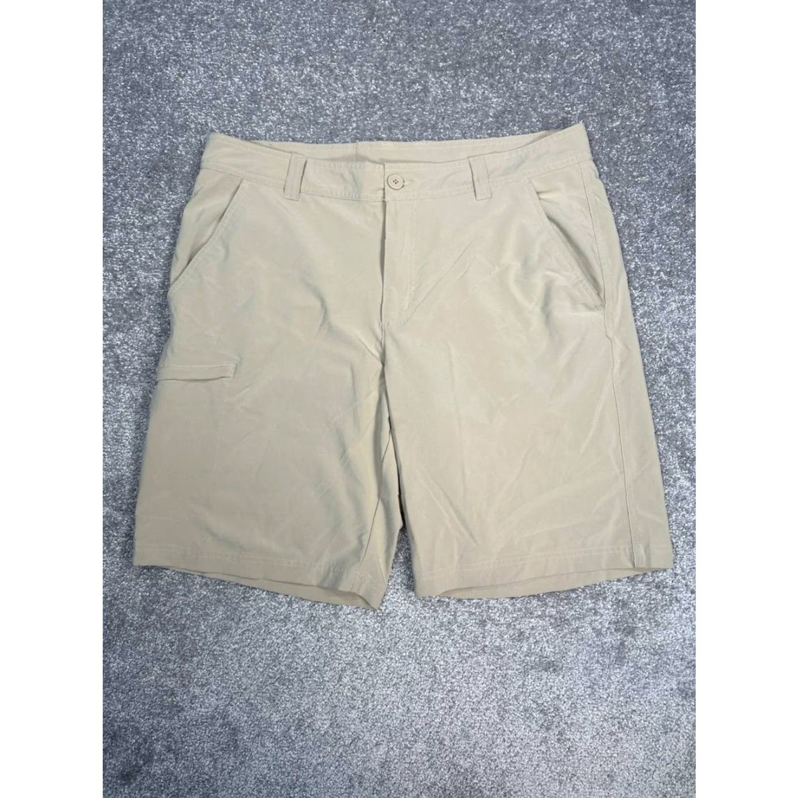 Vintage Columbia Cargo Shorts Men 36 Beige Polyester Elastane Front Flat Front Pockets Regular Size US 36 / EU 52 - 2 Thumbnail