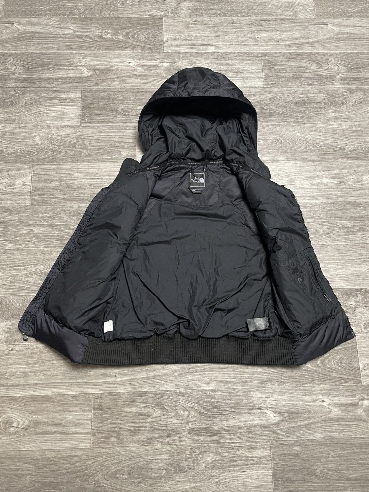 The North Face The North Face 550 Goose Down Vest Black Hooded Puffer Size M / US 6-8 / IT 42-44 - 16 Thumbnail