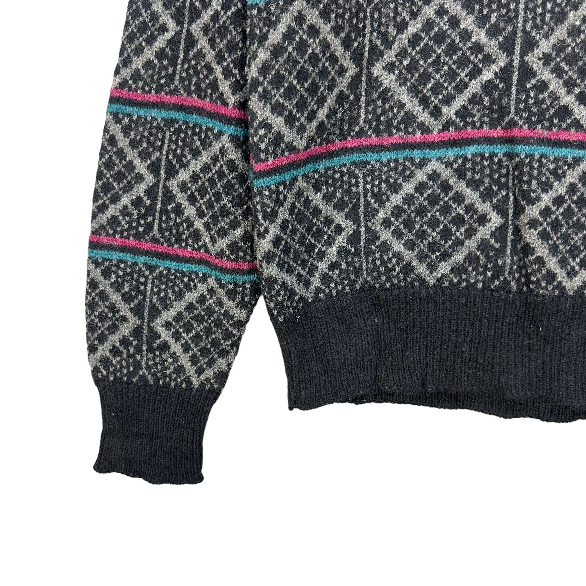 Jantzen JANTZEN SWEATER COMPANY V NECK SWEATSHIRT #8996-46 Size US S / EU 44-46 / 1 - 4 Thumbnail