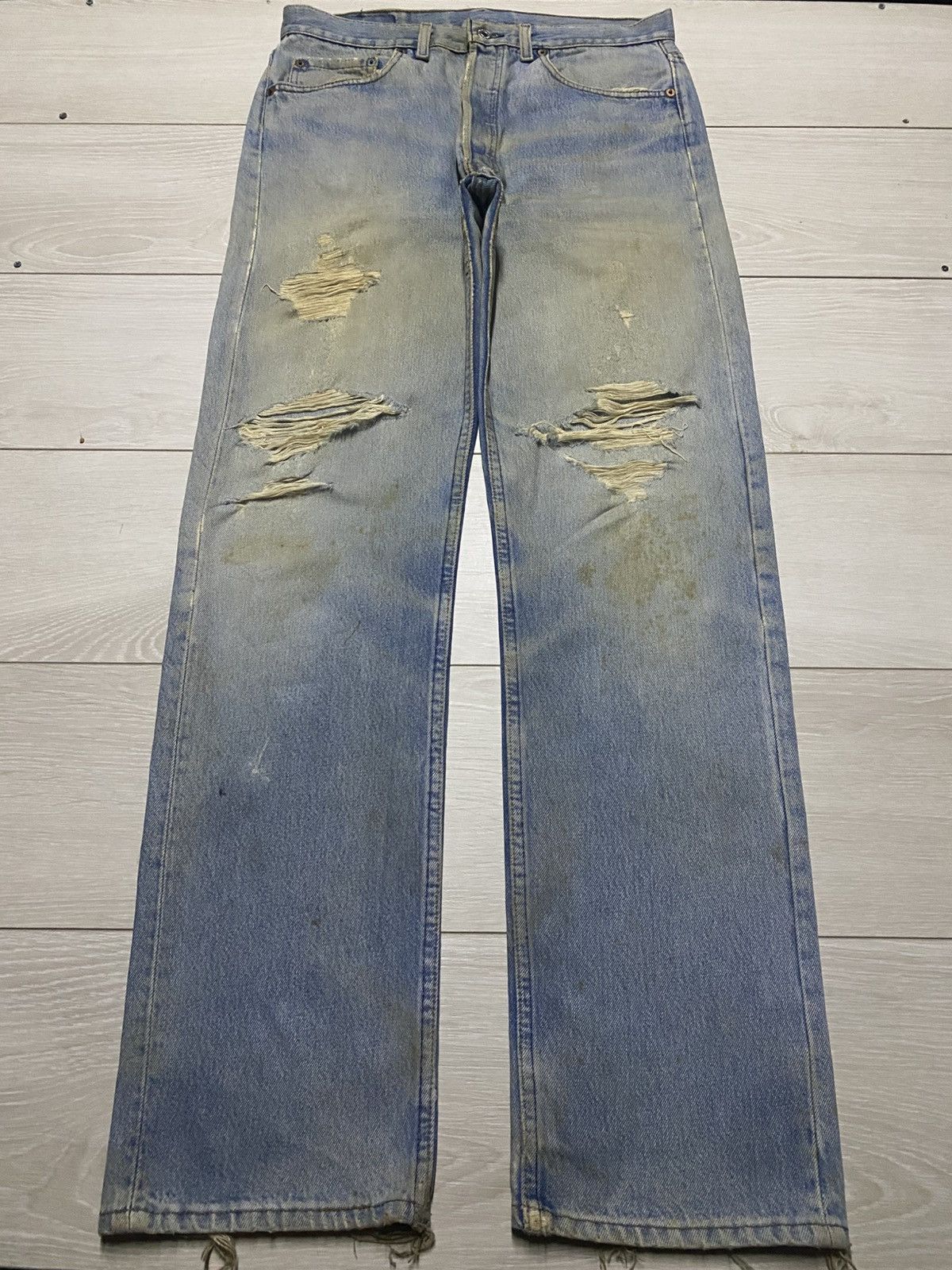 Levi's Vintage Levis 501xx 90s Grunge Distressed Jeans Size US 32 / EU 48 - 1 Thumbnail