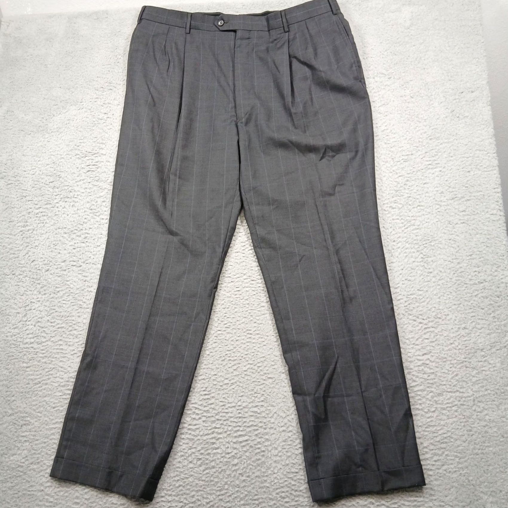 Jos. A. Bank VINTAGE? No. (Original indicates No) Size US 42 / EU 58 - 2 Thumbnail